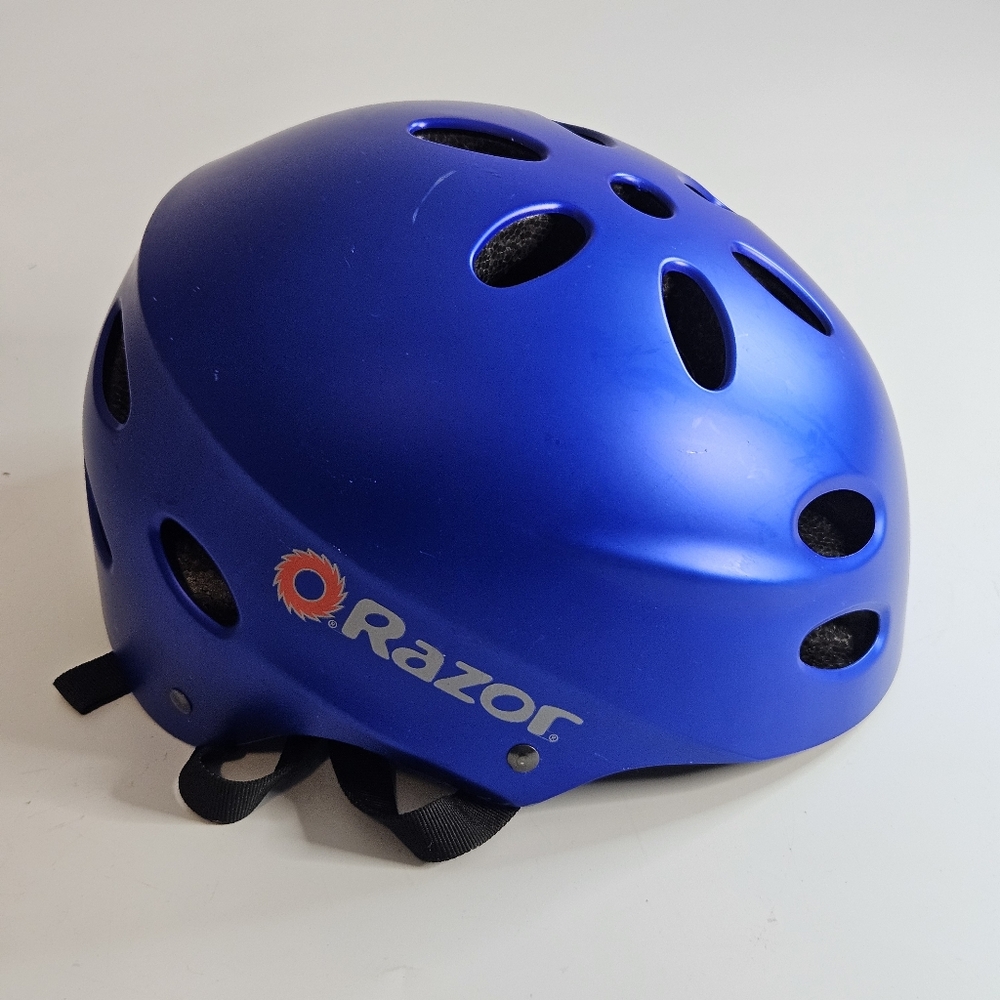 RAZOR Helmet Youth Size Small